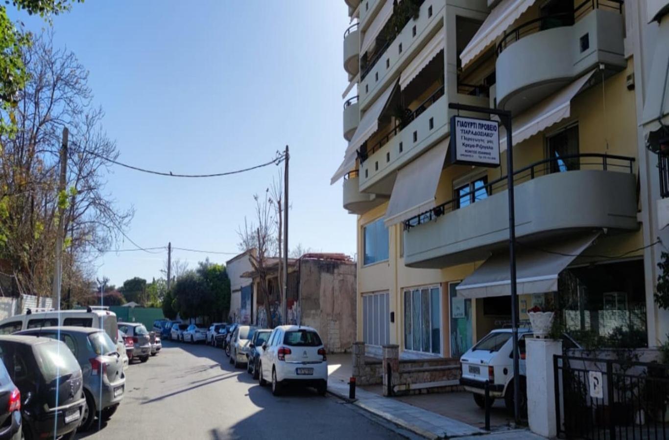 Apartment In A Quiet Location. Athen Eksteriør billede
